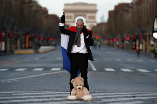 2018-12-08T082534Z_535897870_RC1B1DDFBC80_RTRMADP_3_FRANCE-PROTESTS.JPG