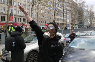 2018-12-08T114407Z_1449587101_RC160E43E5B0_RTRMADP_3_BELGIUM-PROTESTS.JPG