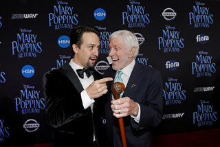 2018-11-30T025301Z_1402467065_RC1CD1531280_RTRMADP_3_FILM-MARY-POPPINS-RETURNS.JPG
