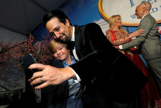2018-11-30T032337Z_1589797641_RC1DFFB5A430_RTRMADP_3_FILM-MARY-POPPINS-RETURNS.JPG