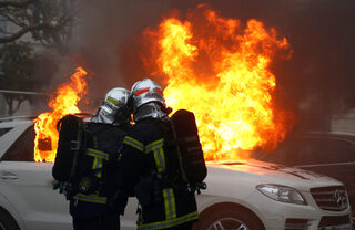2019-01-12T161213Z_5540286_RC137EB43660_RTRMADP_3_FRANCE-PROTESTS.JPG