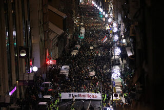2019-01-12T182624Z_1326821471_RC112DB32F30_RTRMADP_3_SERBIA-PROTESTS.JPG
