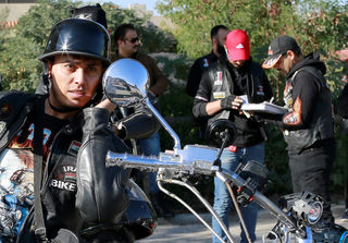 2019-01-20T160557Z_1233460355_RC1809CDA1D0_RTRMADP_3_IRAQ-BIKERS.JPG