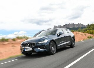 Volvo-V60-2019-1600-21.jpg