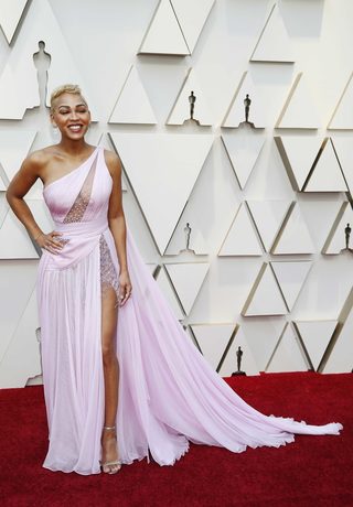 2019-02-24T221818Z_355743603_HP1EF2O1PYH4F_RTRMADP_3_AWARDS-OSCARS.JPG