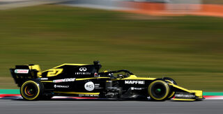 2019-02-18T101531Z_878129562_RC18CD6A5700_RTRMADP_3_MOTOR-F1-TESTING.JPG