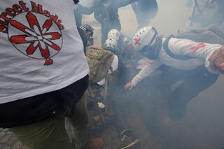 2019-03-16T122432Z_1273551468_RC1B7B9A0C40_RTRMADP_3_FRANCE-PROTESTS.JPG