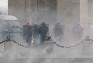 2019-03-16T110741Z_1539601998_RC1D811C1400_RTRMADP_3_FRANCE-PROTESTS.JPG