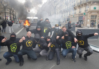 2019-03-16T100742Z_1551854565_RC1B1801EE50_RTRMADP_3_FRANCE-PROTESTS.JPG