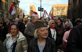 2019-04-06T162839Z_751390560_RC13819803F0_RTRMADP_3_SERBIA-PROTESTS.JPG