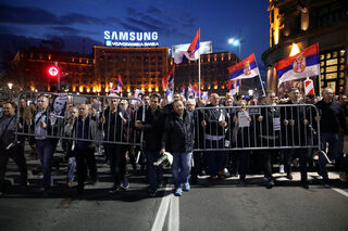 2019-04-06T180942Z_1731144125_RC1C1352E9B0_RTRMADP_3_SERBIA-PROTESTS.JPG