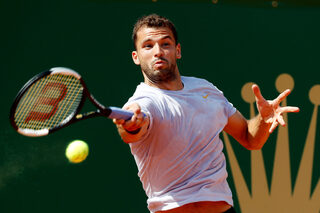 2019-04-18T130808Z_935114820_RC16B9B053F0_RTRMADP_3_TENNIS-MONTECARLO.JPG