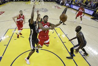 2019-06-14T053805Z_1243879172_NOCID_RTRMADP_3_NBA-FINALS-TORONTO-RAPTORS-AT-GOLDEN-STATE-WARRIORS.JPG