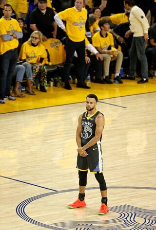 2019-06-14T035858Z_1598046718_NOCID_RTRMADP_3_NBA-FINALS-TORONTO-RAPTORS-AT-GOLDEN-STATE-WARRIORS.JPG
