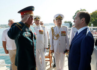 2019-07-28T091759Z_731876024_RC1EDE7B5770_RTRMADP_3_RUSSIA-NAVY-DAY-PARADE.JPG