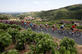 8-2019-07-13T113758Z_833465443_RC134DC605F0_RTRMADP_3_CYCLING-FRANCE.JPG
