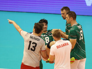 BulgariasspikerTodorSkrimovreceivedabadinjuryandistakenoffthecourt.jpg