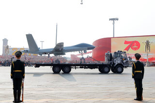 2019-10-01T051549Z_1616614659_RC1CF80E4F90_RTRMADP_3_CHINA-ANNIVERSARY-PARADE.JPG
