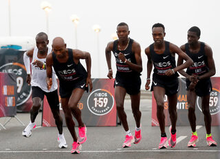 2019-10-12T063732Z_1154550192_RC1F751E3A00_RTRMADP_3_ATHLETICS-KIPCHOGE.JPG