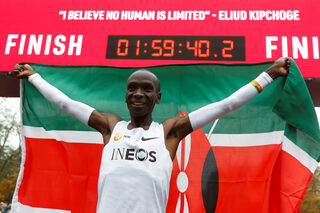 2019-10-12T084905Z_2102787179_RC186906EA00_RTRMADP_3_ATHLETICS-KIPCHOGE.JPG