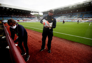 2020-06-17T170013Z_265982195_UP1EG6H1B8D11_RTRMADP_3_SOCCER-ENGLAND-AVA-SHU-REPORT.JPG