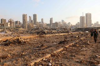 2020-08-04T182442Z_1168357739_RC267I9KWHT3_RTRMADP_3_LEBANON-SECURITY-BLAST.JPG
