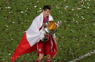 2020-08-23T213138Z_1969130239_RC2XJI9HJ283_RTRMADP_3_SOCCER-CHAMPIONS-BAY-PSG-REPORT.JPG