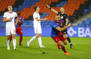 2020-10-01T194432Z_1482338486_UP1EGA11IU8Z0_RTRMADP_3_SOCCER-EUROPA-BAS-CSO-REPORT.JPG