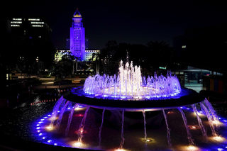 2020-10-12T064507Z_1502623258_NOCID_RTRMADP_3_NBA-LOS-ANGELES-LAKERS-WATCH-PARTY.JPG