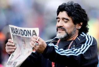 2020-11-25T174252Z_886654714_RC2HAK9OKP21_RTRMADP_3_SOCCER-ARGENTINA-MARADONA.JPG