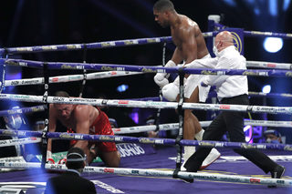 2020-12-12T233021Z_1681577831_UP1EGCC1TALR7_RTRMADP_3_BOXING-HEAVYWEIGHT-JOSHUA-PULEV.JPG