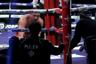 2020-12-12T232925Z_1625711057_UP1EGCC1T90R6_RTRMADP_3_BOXING-HEAVYWEIGHT-JOSHUA-PULEV.JPG