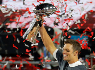 2021-02-08T041146Z_394569539_UP1EH2809ZANT_RTRMADP_3_FOOTBALL-NFL-SUPERBOWL.JPG