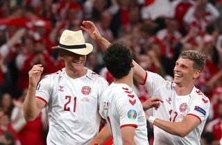 2021-06-21T213714Z_1404649504_UP1EH6L1MR2H1_RTRMADP_3_SOCCER-EURO-RUS-DNK-REPORT.JPG