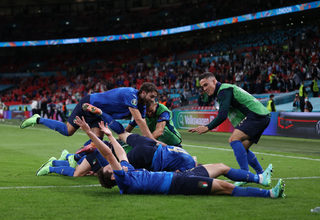 2021-06-26T211717Z_1003002860_UP1EH6Q1N4RA6_RTRMADP_3_SOCCER-EURO-ITA-AUT-REPORT.JPG