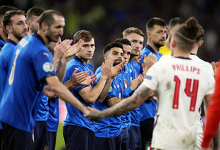 2021-07-11T222020Z_242698201_UP1EH7B1Q1TX9_RTRMADP_3_SOCCER-EURO-ITA-ENG-REPORT.JPG