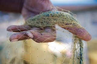 2022-04-19T010142Z_1693848767_RC24OT9GYMC7_RTRMADP_3_SRI-LANKA-CRISIS-FISHERMEN.JPG