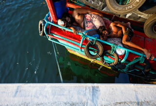 2022-04-19T010148Z_179711365_RC20OT92UOA2_RTRMADP_3_SRI-LANKA-CRISIS-FISHERMEN.JPG