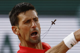 2022-05-31T194551Z_1012558853_UP1EI5V1IWDYG_RTRMADP_3_TENNIS-FRENCHOPEN.JPG