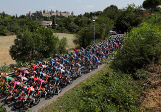2022-07-19T155027Z_959313472_UP1EI7J0TQN0A_RTRMADP_3_CYCLING-FRANCE.JPG