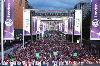 2022-07-31T201305Z_155239763_UP1EI7V1K5QO9_RTRMADP_3_SOCCER-EURO-ENG-GER-FANS.JPG