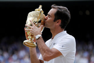 2022-09-15T132736Z_1548246533_RC2RJX8A2FJB_RTRMADP_3_TENNIS-ROGERFEDERER.JPG