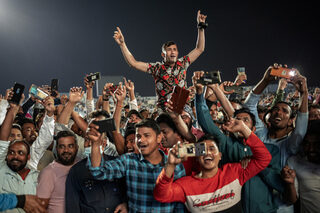 2022-11-20T174004Z_1589451222_UP1EIBK1D2P46_RTRMADP_3_SOCCER-WORLDCUPQAT-ECU-WORKERS.JPG