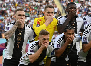 2022-11-23T130931Z_1103557939_UP1EIBN10JTI7_RTRMADP_3_SOCCER-WORLDCUP-GER-JPN-REPORT.JPG