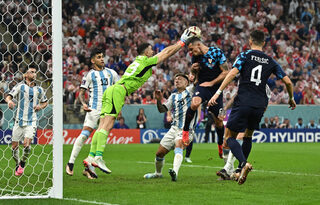 2022-12-13T202831Z_403848335_UP1EICD1KVGQN_RTRMADP_3_SOCCER-WORLDCUP-ARG-CRO-REPORT.JPG