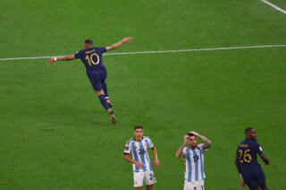 2022-12-18T164611Z_282981180_UP1EICI1AKX7C_RTRMADP_3_SOCCER-WORLDCUP-ARG-FRA-REPORT.JPG
