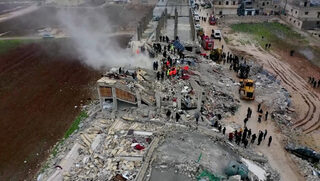 2023-02-06T174812Z_256711730_RC2T5Z9J5UNL_RTRMADP_3_TURKEY-QUAKE-SYRIA.JPG