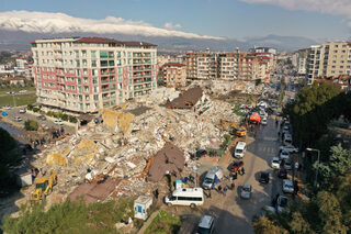 2023-02-07T102736Z_704587983_RC2A6Z9UFFTQ_RTRMADP_3_TURKEY-QUAKE.JPG