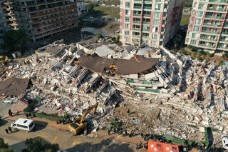 2023-02-07T102724Z_883654901_RC2A6Z9X1H32_RTRMADP_3_TURKEY-QUAKE.JPG