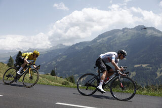 2023-07-19T125257Z_835078858_UP1EJ7J0ZS7EY_RTRMADP_3_CYCLING-FRANCE.JPG